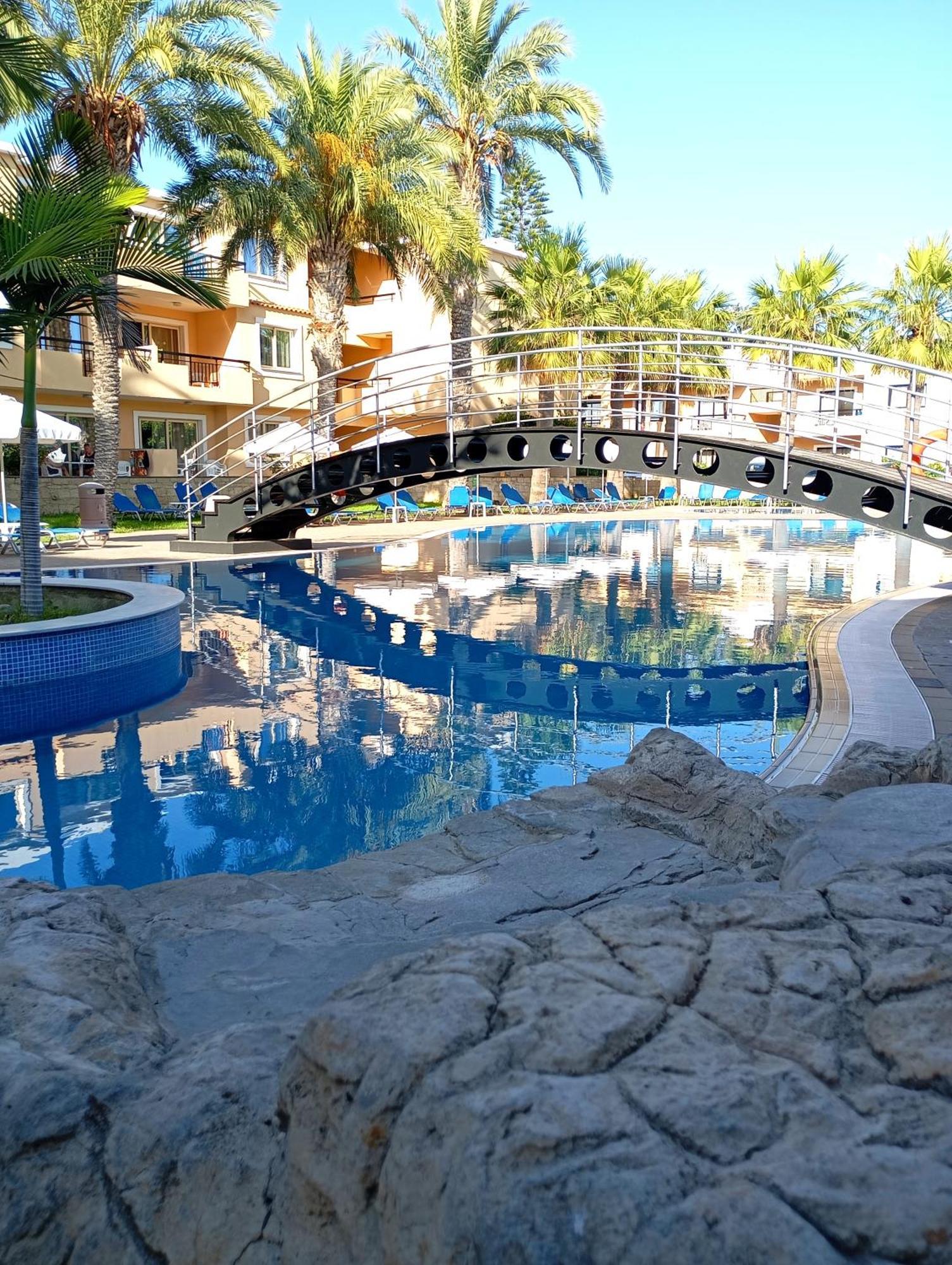 Pagona Holiday Apartments Paphos Exterior photo