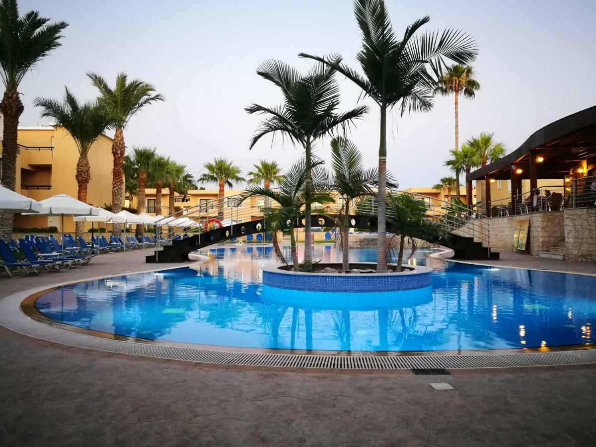 Pagona Holiday Apartments Paphos Exterior photo